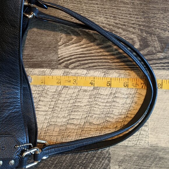 Coach Edie 31 Shoulder Bag Black Leather - Picture 11 of 11